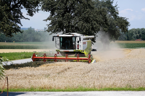 combine harvester wheels